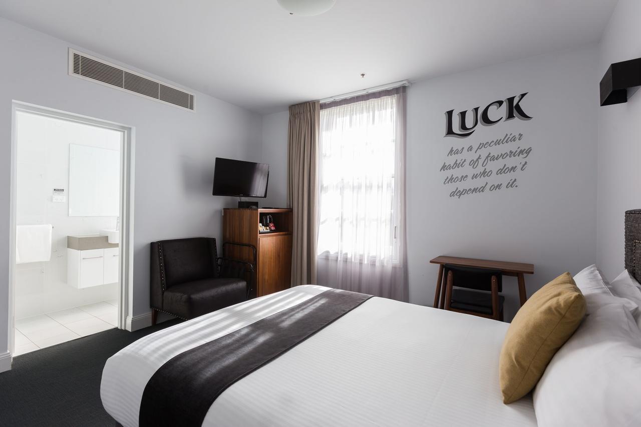 The Lucky Hotel Newcastle Exterior photo